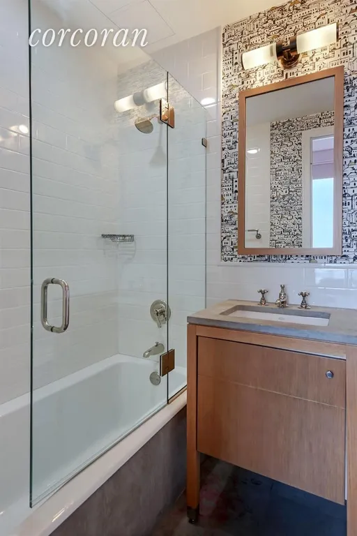 New York City Real Estate | View 245 West 99th Street, 25A | Bathroom | View 9