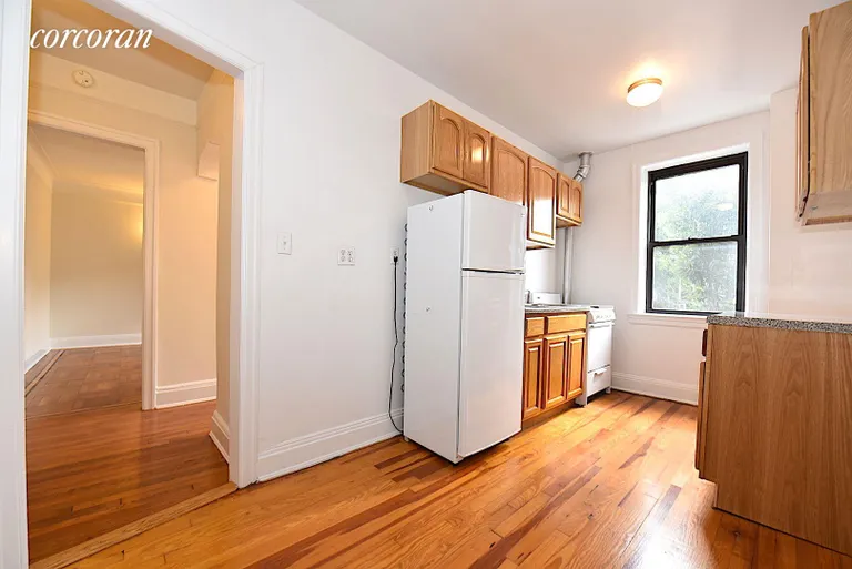 New York City Real Estate | View 31-70 34th Street, 1B | room 4 | View 5