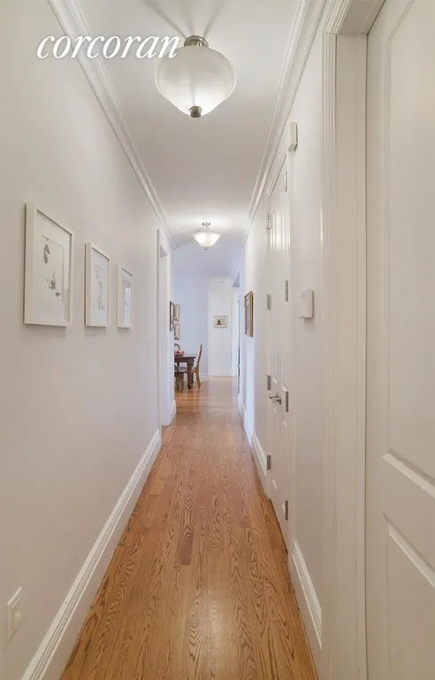New York City Real Estate | View 125 Eastern Parkway, 6CK | Hallway | View 24