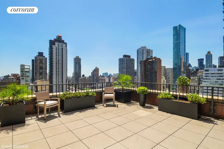 New York City Real Estate | View 200 East 62Nd Street, 20D | room 7 | View 8