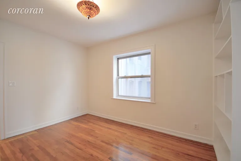 New York City Real Estate | View 427 East 6th Street, 3R | Spacious living room | View 5
