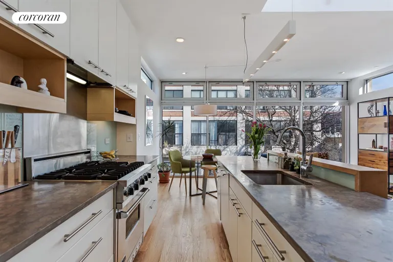 New York City Real Estate | View 543 Dean Street, 4 | 2.5 Beds, 2 Baths | View 1