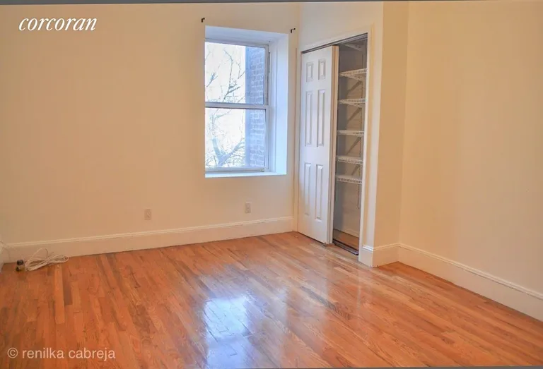 New York City Real Estate | View 54 7th Avenue, 1 | room 3 | View 4