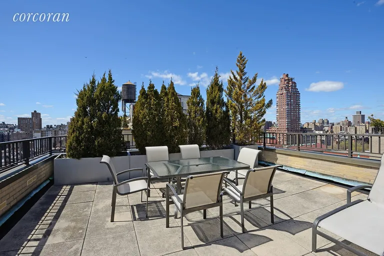 New York City Real Estate | View 20 West 77th Street, 6A | Building Roof Deck | View 13