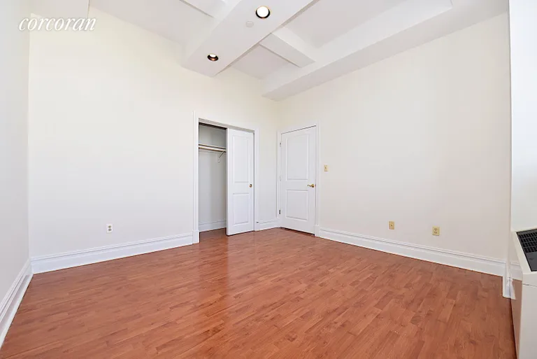 New York City Real Estate | View 45-02 Ditmars Boulevard, 420 | room 6 | View 7