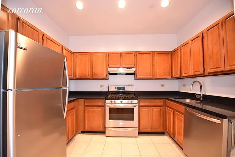 New York City Real Estate | View 45-02 Ditmars Boulevard, 420 | room 1 | View 2