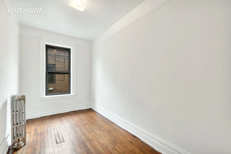 New York City Real Estate | View 28-07 38th Street, R1 | room 3 | View 4