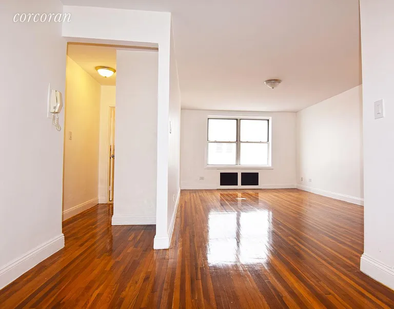 New York City Real Estate | View 131 Beach 119th Street, 2a | 1 Bed, 1 Bath | View 1