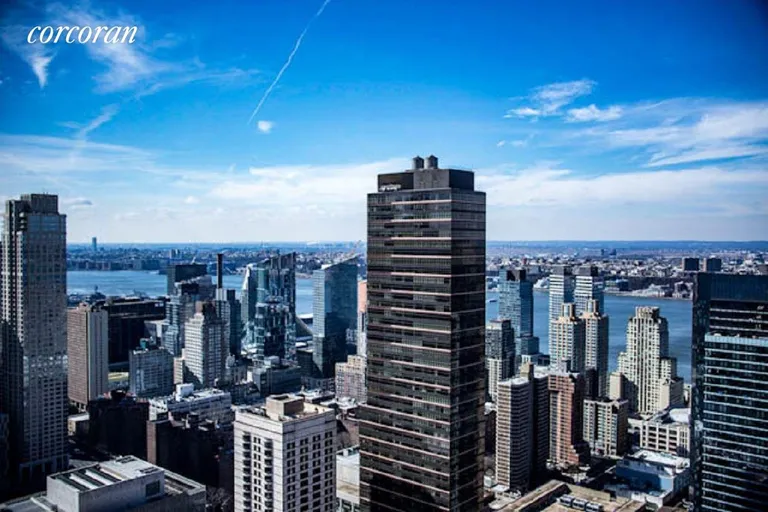 New York City Real Estate | View 101 West 67th Street, PH55-2F | room 2 | View 3