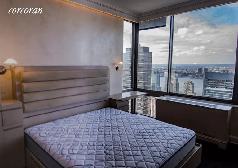 New York City Real Estate | View 101 West 67th Street, PH55-2F | room 8 | View 9