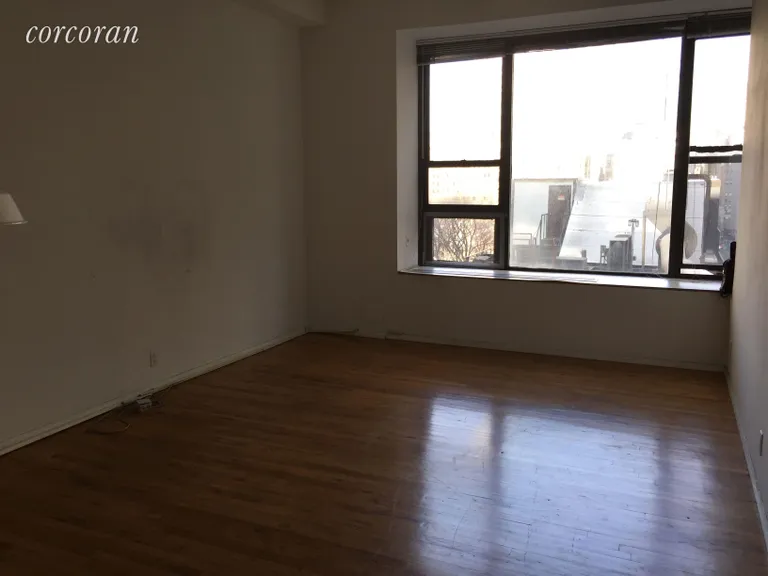 New York City Real Estate | View 21 East 22Nd Street, 8C | room 3 | View 4