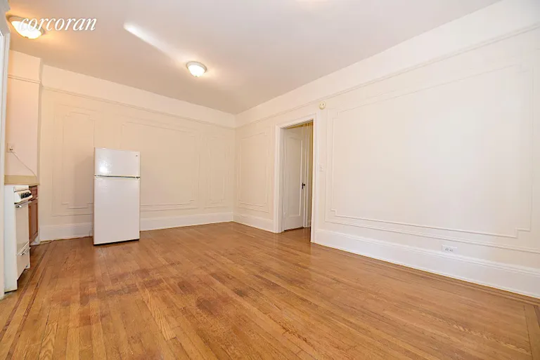New York City Real Estate | View 25-41 30th Road, 3G | room 3 | View 4