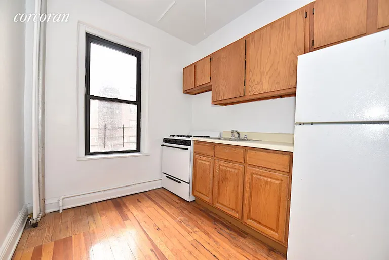 New York City Real Estate | View 25-41 30th Road, 2F | room 7 | View 8