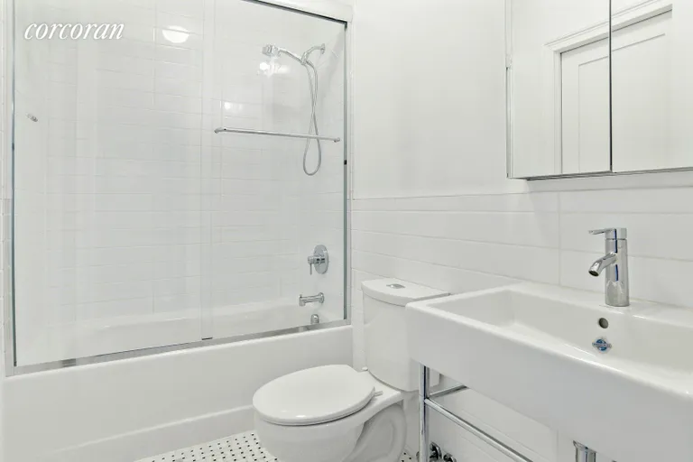 New York City Real Estate | View 24-75 38th Street, D7/D8 | 2nd bathroom | View 2
