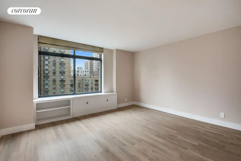 New York City Real Estate | View 400 East 70th Street, 1406 | Bedroom | View 3