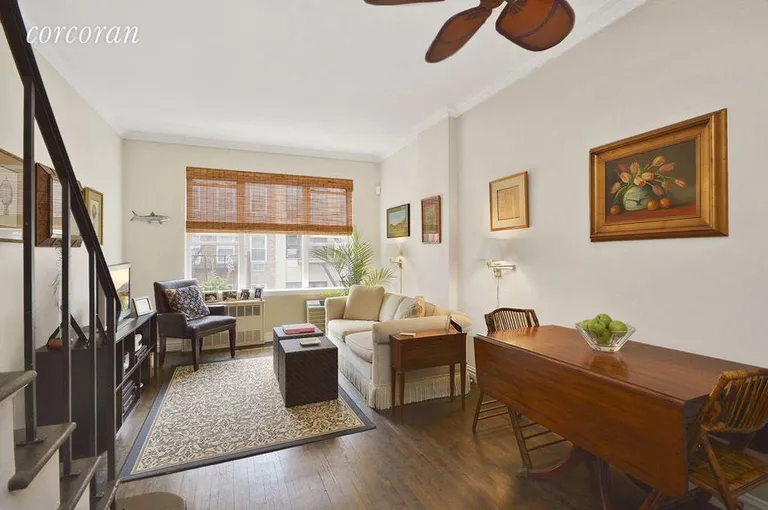 New York City Real Estate | View 521 East 88th Street, 4B | 1 Bed, 2 Baths | View 1