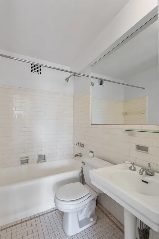 New York City Real Estate | View 235 West 102Nd Street, 9M | Bathroom | View 5