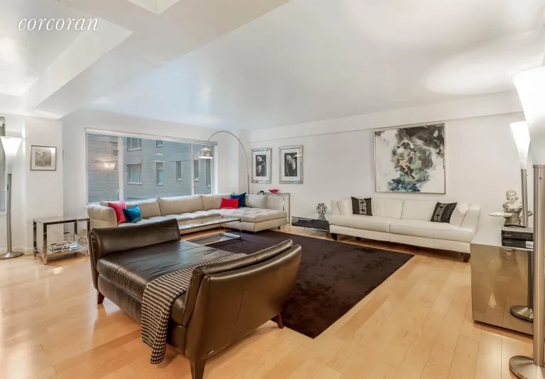 New York City Real Estate | View 200 East 57th Street, 7F | Living Room | View 8