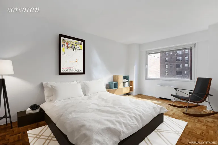 New York City Real Estate | View 45 East 89th Street, 8G | room 2 | View 3