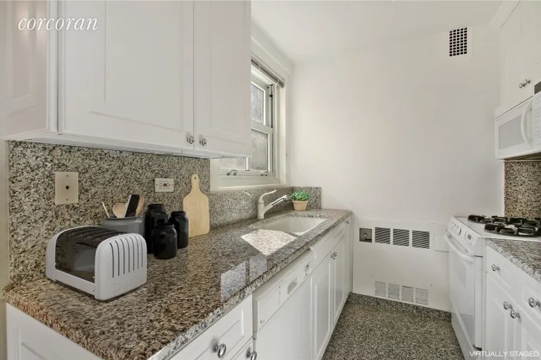 New York City Real Estate | View 45 East 89th Street, 8G | Kitchen | View 8