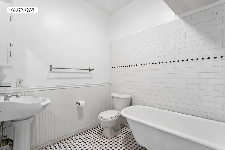 New York City Real Estate | View 442 Saint Marks Avenue, 1B | room 3 | View 4