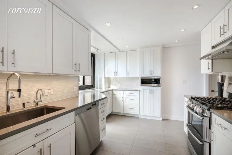 New York City Real Estate | View 1725 York Avenue, 18F | Huge Chef's Kitchen | View 3