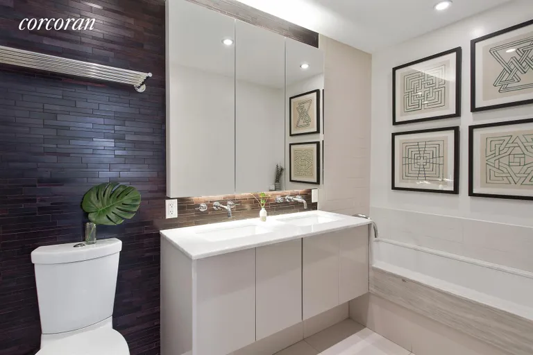 New York City Real Estate | View 2 Northside Piers, 20M | 5-fixture Master Bathroom | View 7