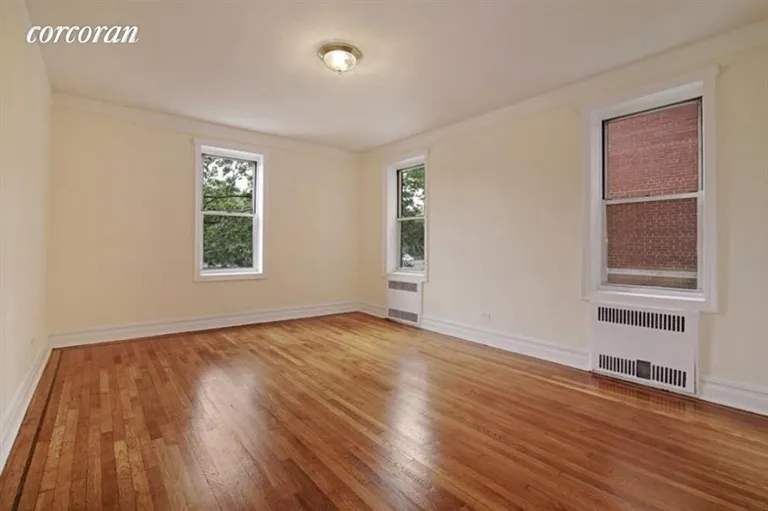 New York City Real Estate | View 50 Ocean Parkway, 6E | room 2 | View 3