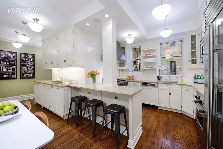 New York City Real Estate | View 1075 Park Avenue, 9C | Eat-in Kitchen | View 5