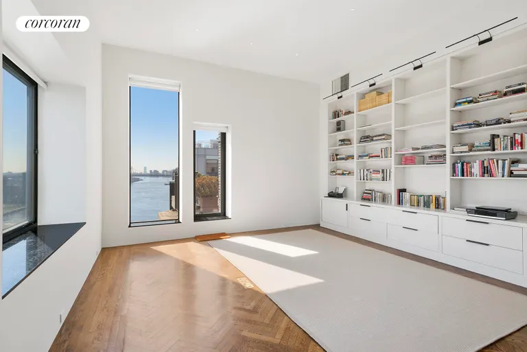 New York City Real Estate | View 10 Gracie Square, PHS | Library | View 3