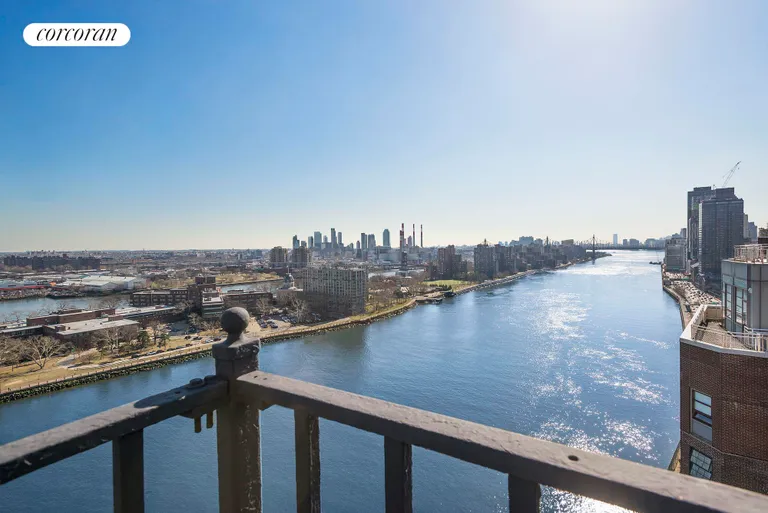 New York City Real Estate | View 10 Gracie Square, PHS | South East River view | View 29