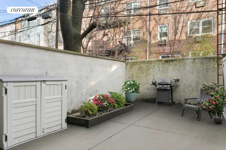 New York City Real Estate | View 477 Hicks Street, 1L | 2 Beds, 1 Bath | View 1