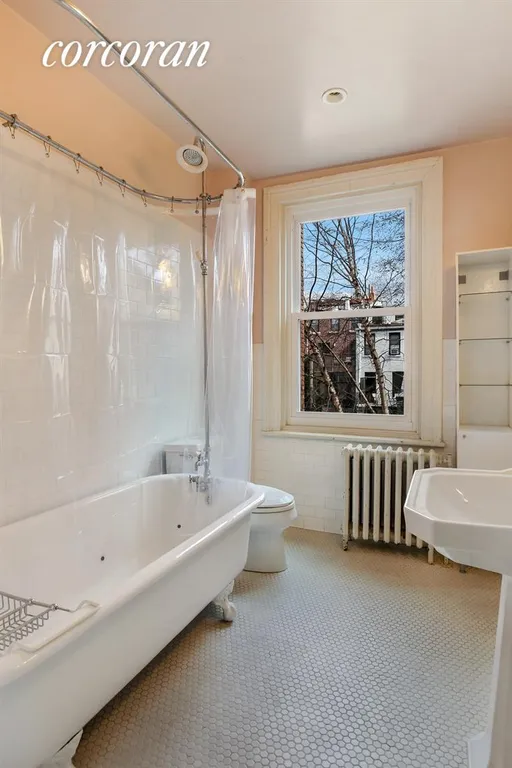 New York City Real Estate | View 269 Cumberland Street | Classic Bathrooms | View 14
