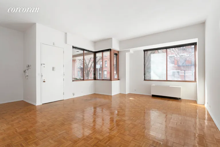 New York City Real Estate | View 393 West 49th Street, TH1E | 1 | View 7