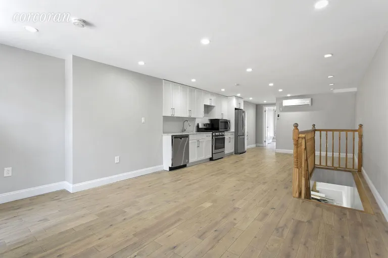 New York City Real Estate | View 34 Woodbine Street | Ground floor duplex rental | View 6