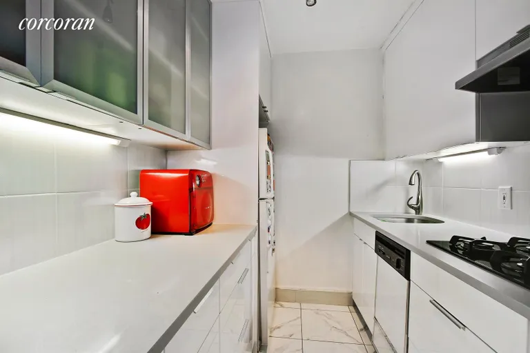 New York City Real Estate | View 440 East 79th Street, 9F | Kitchen | View 3