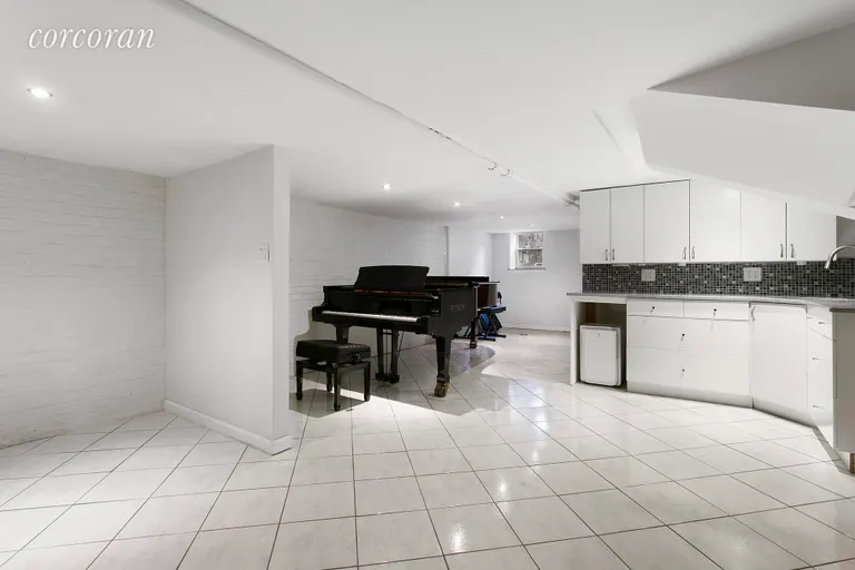 New York City Real Estate | View 118 East 28th Street | 2 | View 8