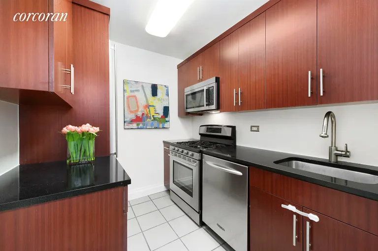 New York City Real Estate | View 175 West 12th Street, 15E | 2 Beds, 1 Bath | View 1