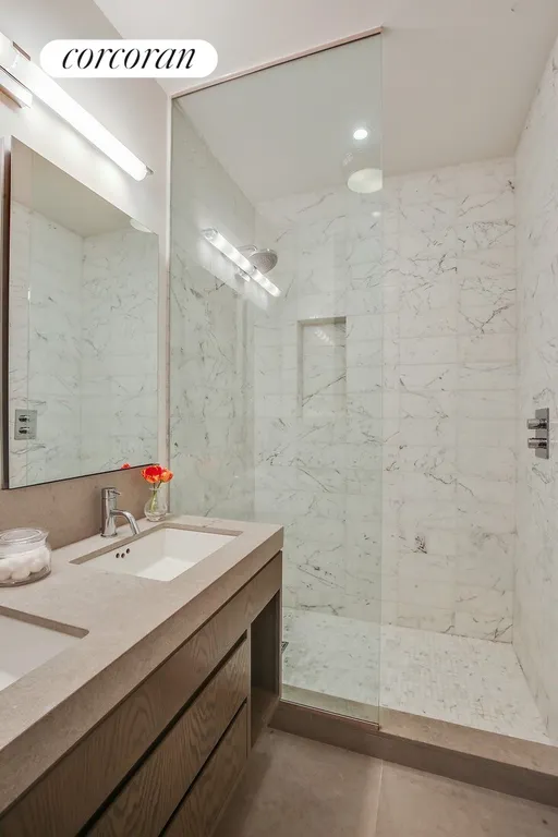 New York City Real Estate | View 183 Columbia Heights, 4 | En suite master bath | View 7