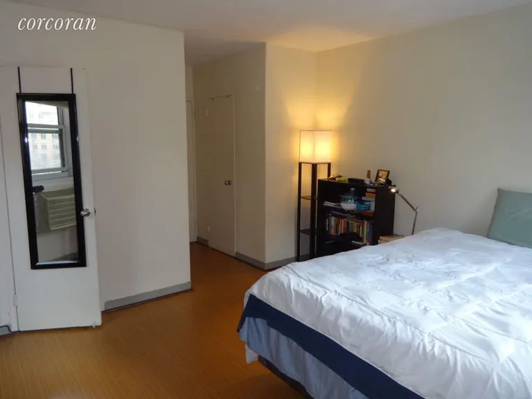 New York City Real Estate | View 122 Ashland Place, 7N | Super large bedroom | View 6