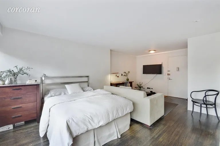 New York City Real Estate | View 115 East 9th Street, 11P | Bedroom | View 2