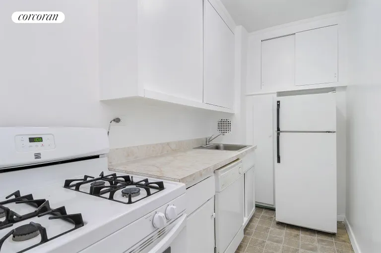 New York City Real Estate | View 211 East 18th Street, 3P | Kitchen | View 3