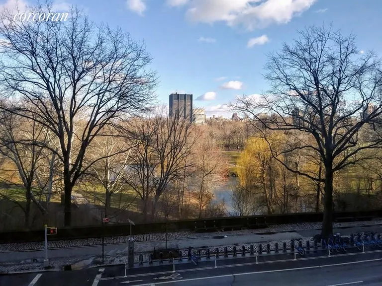 New York City Real Estate | View 418 Central Park West, 32 | Spectacular in all seasons | View 4