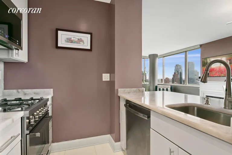 New York City Real Estate | View 350 West 50th Street, 32E | 4 | View 10