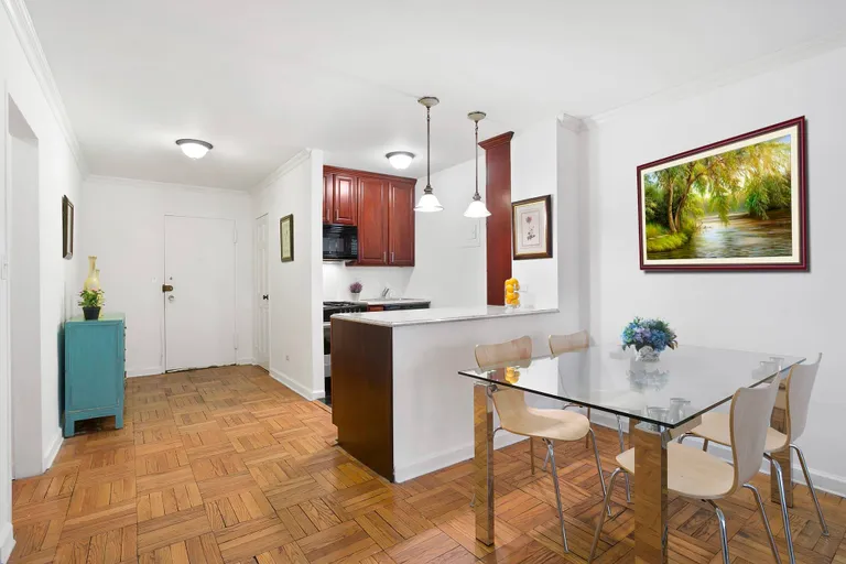 New York City Real Estate | View 420 East 55th Street, 4A | 2 | View 2