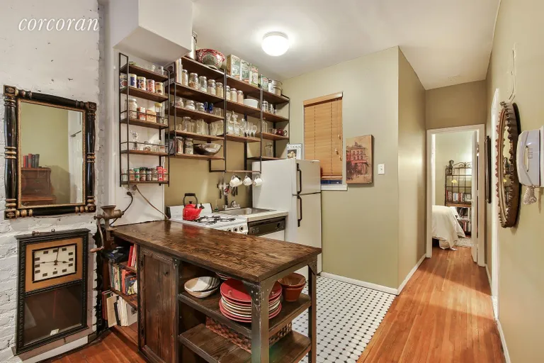 New York City Real Estate | View 207 East 21st Street, 5C | Kitchen | View 2