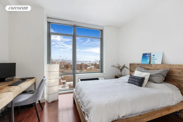 New York City Real Estate | View 81 Fleet Place, 12A | room 3 | View 4