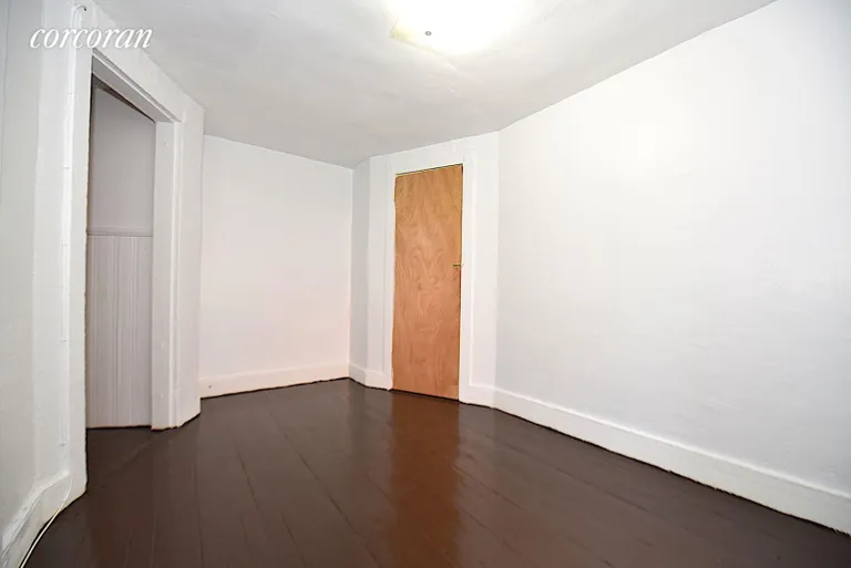 New York City Real Estate | View 186 Franklin Street, C1 | room 2 | View 3