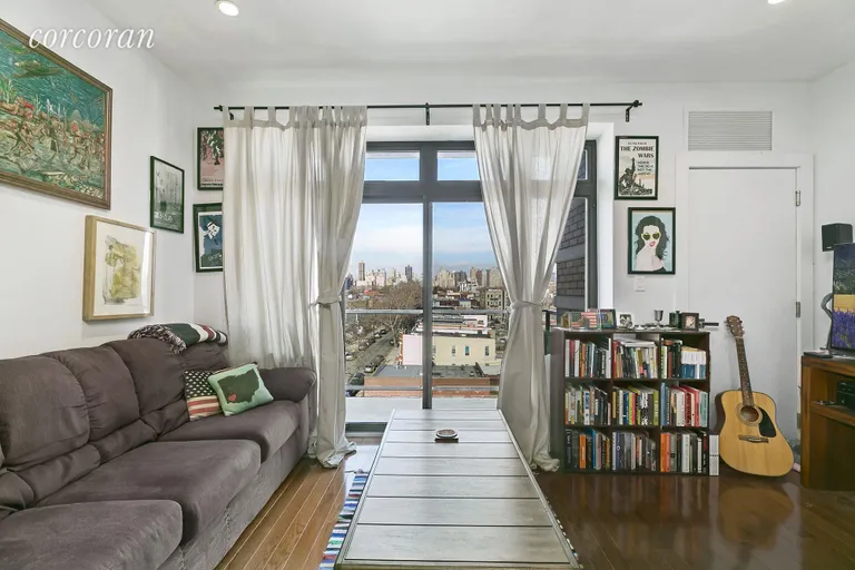 New York City Real Estate | View 30-25 21st Street, 6A | room 2 | View 3