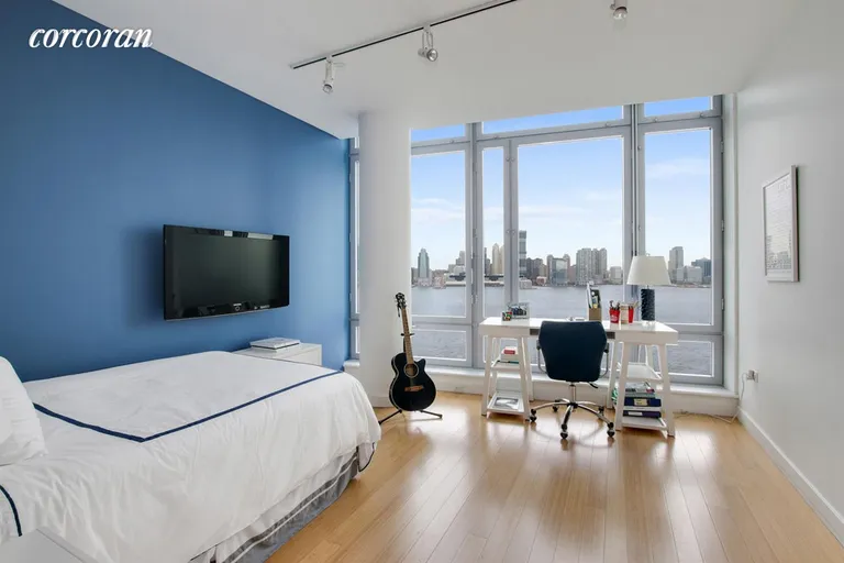 New York City Real Estate | View 2 River Terrace, 14H | room 4 | View 5